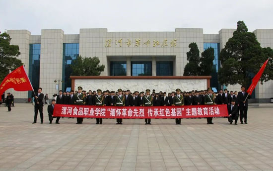 清明節(jié)祭掃活動23-04-06-1.jpg